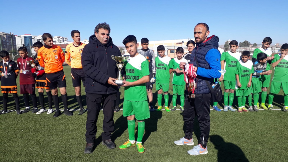 Okulumuz Finalde İmkb Ortaokulu 3-1 yenerek Kızıltepe şampiyonu olmuştur.